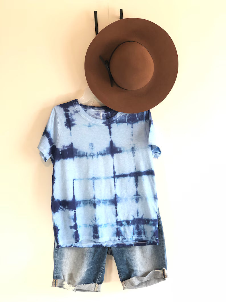 Indigo Shibori Tie-Dyed T-Shirt - Authentic Japanese Artisan Pattern Cotton Tee